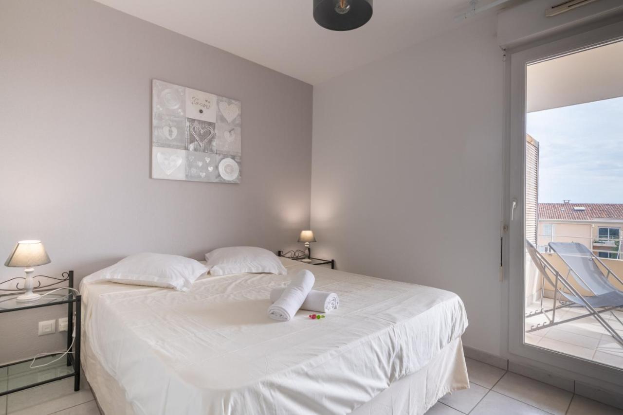 Ferienwohnung APPT DE CHARME AVEC GRAND BALCON PROCHE AVIGNON WiFI GRATUIT Monteux Exterior foto